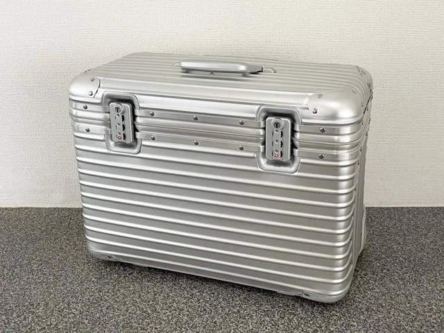 RIMOWA TOPAS PILOT 37L 2wheels Carry Case Suitcase Free