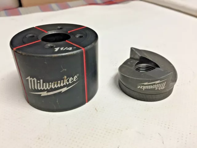 Milwaukee Exact 1-1/4” Knockout Punch & Die Set 49-16-2666, 7 PreOwned MINT