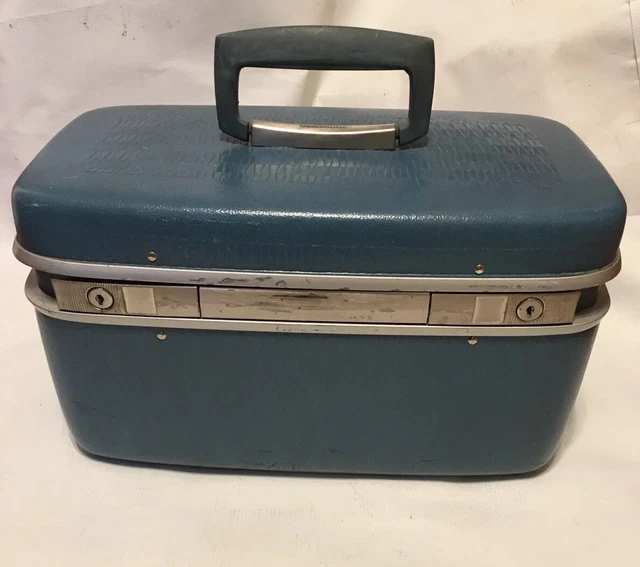 VINTAGE SAMSONITE BLUE Travel Train Vanity Vinyl Case W/ Mirror Key