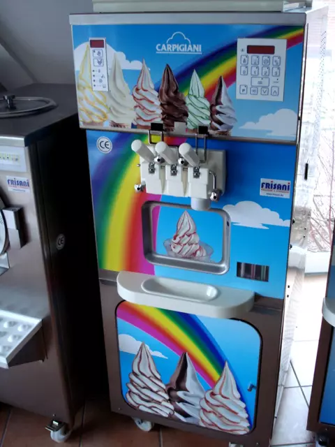 Softeis Und Frozen Yogurt Maschine Carpigiani Rainbow 3