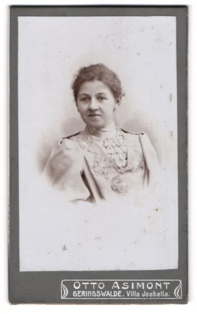 Fotografie Otto Asimont, Geringswalde, Junge Frau mit zurückgebundenem Haar
