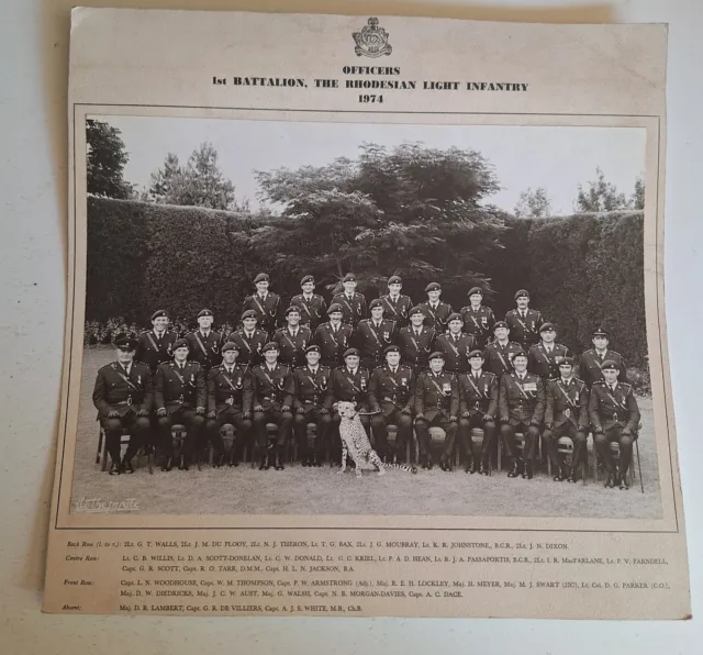 OFFICERS 1st BATTALION ,THE RHODESIAN LIGHT INFANTRY GROUP PHOTO