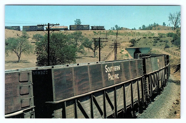 TRAIN Postcard Southern Pacific bay window caboose, Unposted