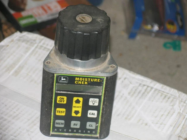 John Deere  Moisture Chek Grain  Tester Corn Beans Wheat