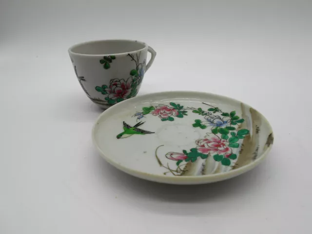 02 ) TASSE & SOUS TASSE HIRONDELLE EN PORCELAINE DE CHINE CANTON XIX ème