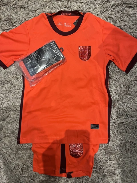 England Lioness Football Kit Kids Age 9/10