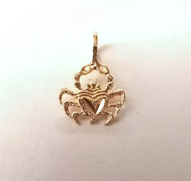 New 14k Yellow Gold Cancer Zodiac Charm Pendant