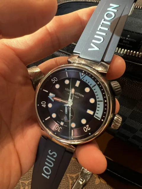 Louis Vuitton Automatic watch QA121 Tambour Street Diver Skyline