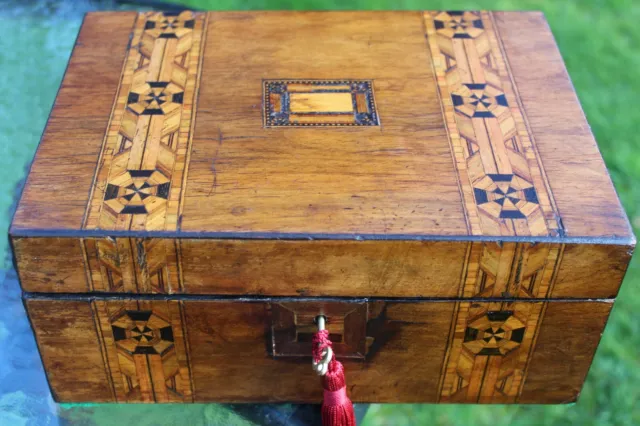 C 1880 Figured  Walnut With Tunbridge Style Inlay Jewellery Box Locking Box.