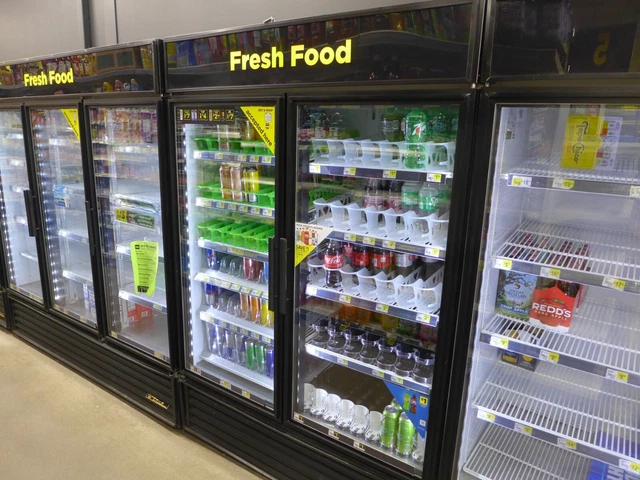 2015 True White GDM-49-LD Two Door 54" LED Glass Display Cooler 115V, #8526924