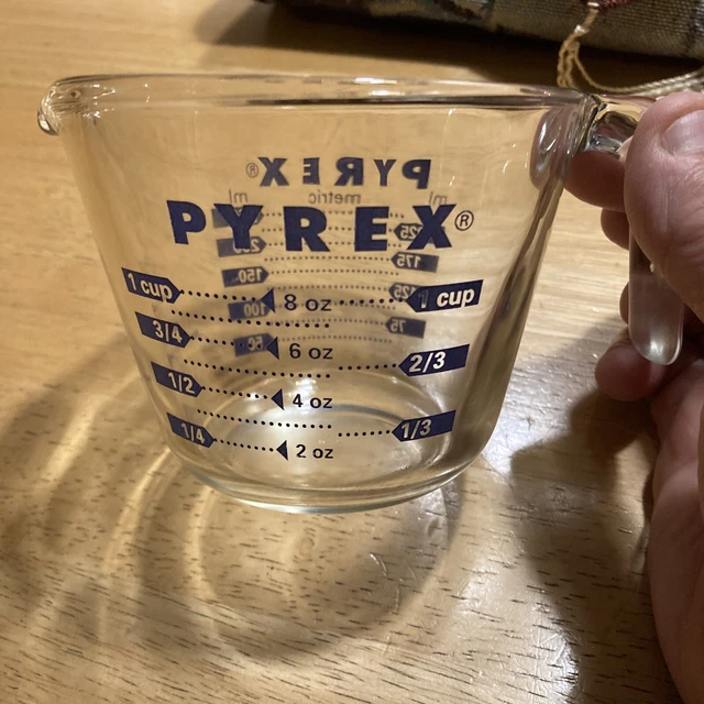 VINTAGE PYREX 1 Cup 8oz. Clear Glass Measuring Cup Blue Lettering