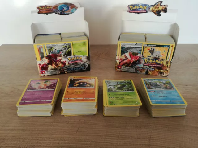 lot de 50 cartes Pokemon françaises différentes (dont 1 reverse ou 1 holo)