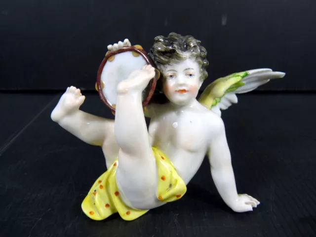 Figurine Porcelaine Allemande AMOUR CHANTEUR Signée Volkstedt Karl Ens cca 1898