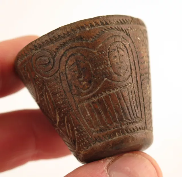 South American (Peruvian?) treen spindle whorl with Provenance.