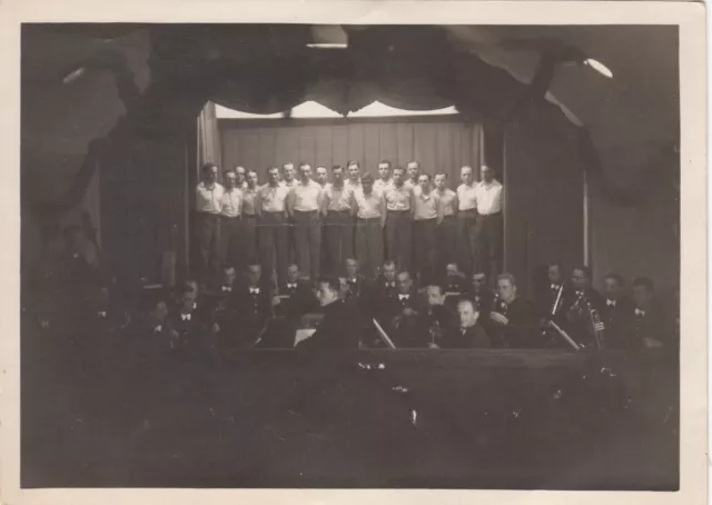 alte AK - FOTO - KRIEGSGEFANGENSCHAFT - Orchester und Chor - Franz Bayer