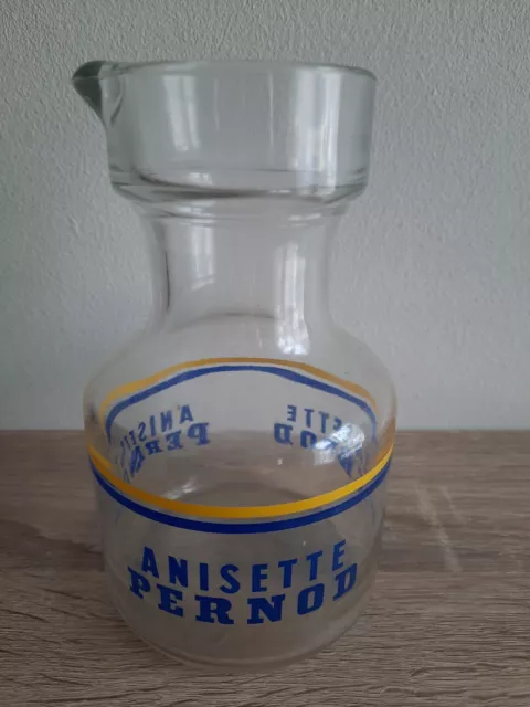 Ancien pichet en verre anisette pernod