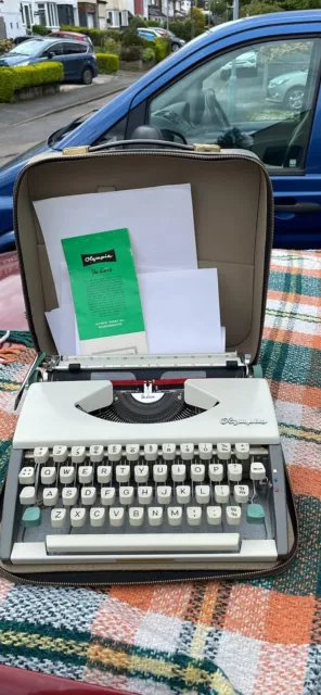 Vintage Olympia SF Portable Typewriter With Carry Case  - Great Condition