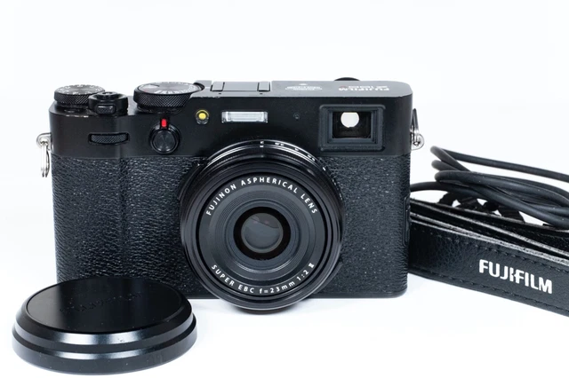 Fujifilm X100V 26.1MP Compact Camera - Black - Only 1,200 shots taken