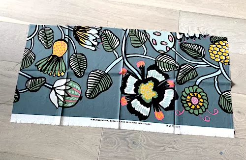 Marimekko Tiara Cotton Linen Fabric 46cm x 95cm Craft Canvas Wall Art Patchwork