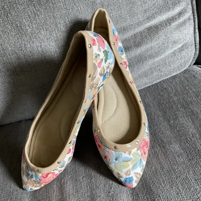 Cushion Walk By Avon Women's Flats Size 9 Floral Spring Shoes Studded comfy slip