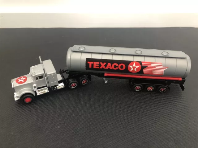 Texaco Tanker Truck (D2)