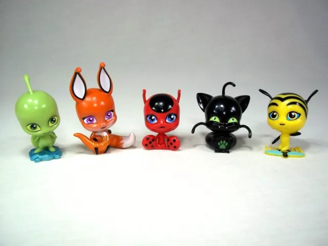Miraculous Miracle Box Kwami Surprise - Blind Box - One of 6 Characters  (Wayzz, Tikki, Trixx, Plagg, Pollen, Nooroo) - Which Kwami Power Will you