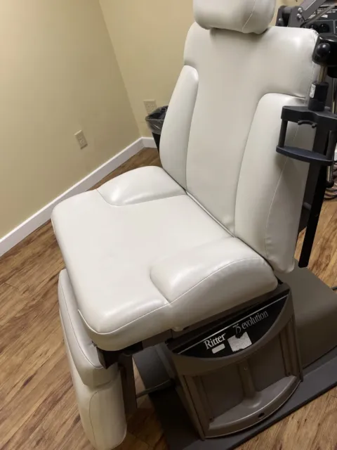 Midmark 75L Power Procedure Chair with Hand Control