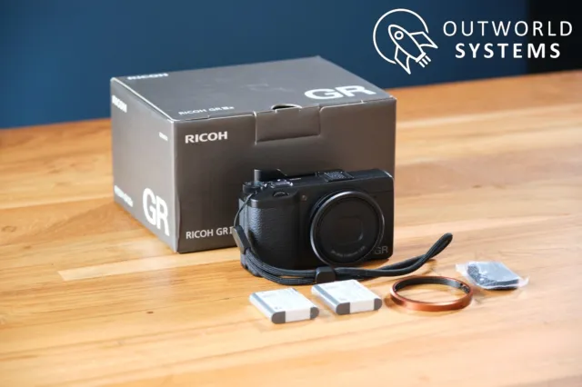 RICOH GR IIIx compact digital camera - EXCELLENT - Shutter Count: 837