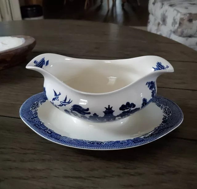 Vintage Blue Willow Gravy Boat Johnson Bros. Made In England