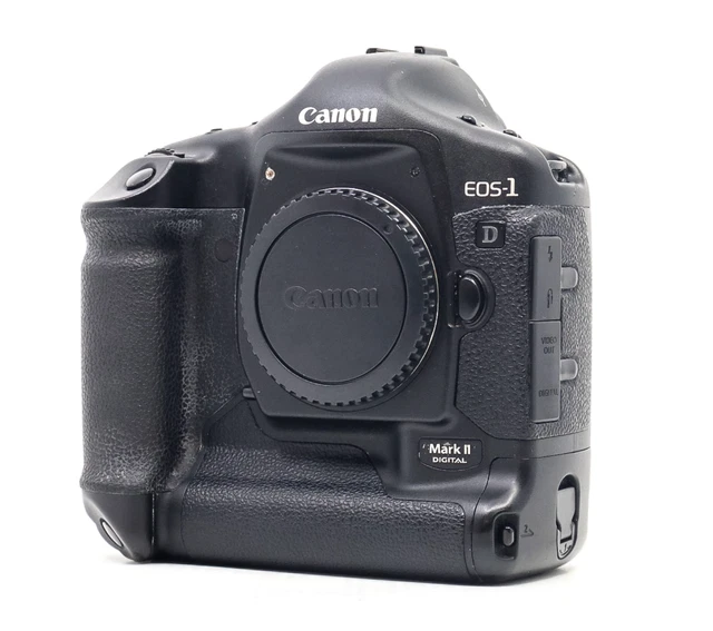 CANON EOS-1 D Mark II Digital Camera body only with Charger + batteries ...