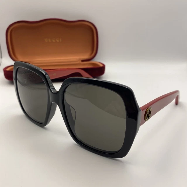 New genuine  GUCCI   Sunglasses   Made in Italy   Logo mark   Black   Red