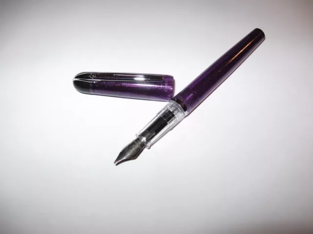 Waterman Füllfederhalter (M) violett/glimmer/transparent  Phileas-Form SUPER !!!