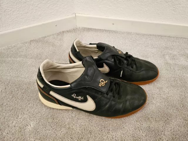 Scarpe calcetto nike online ronaldinho