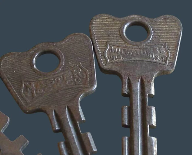 10 Pcs Skeleton Key Set - Hollow Barrel Vintage Keys For Antique Furniture, Dressers, Cabinets & Halloween Decor - View #2