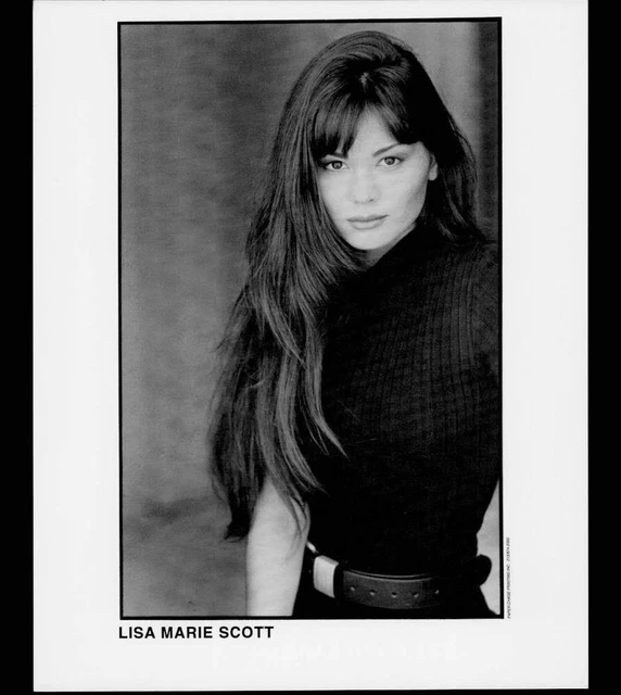 LISA MARIE SCOTT - 8x10 Headshot Photo w/ Resume - Playboy ‘95 £5.25
