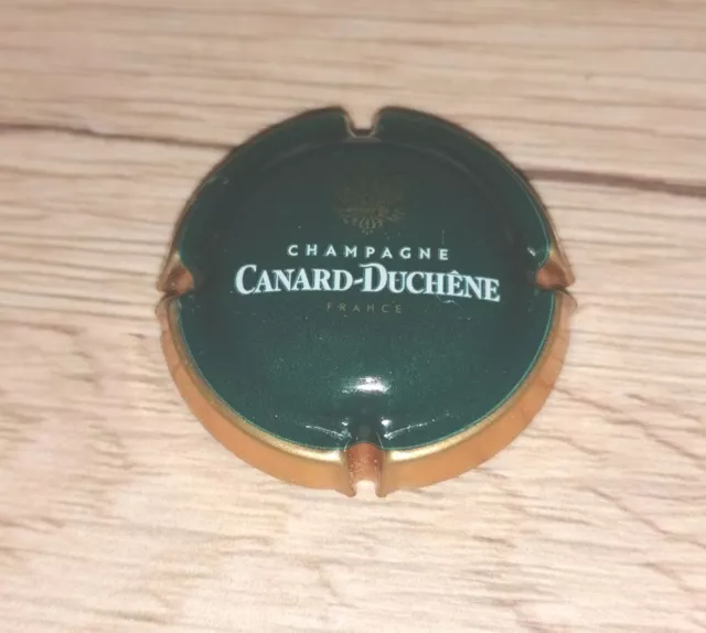 Capsule de Champagne CANARD DUCHENE verte et or