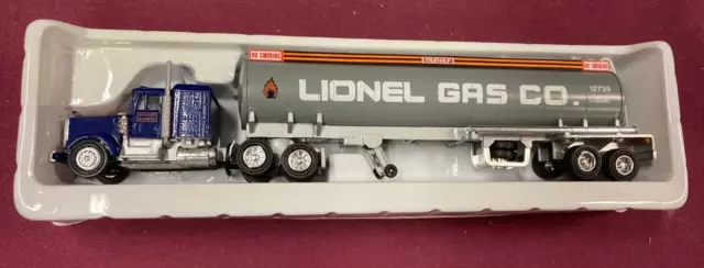 Lionel O Gauge #U6-12739 Tractor and Tanker Truck Mint in box Lionel O Gauge #U6-12739 Tractor and Tanker Truck Mint in box