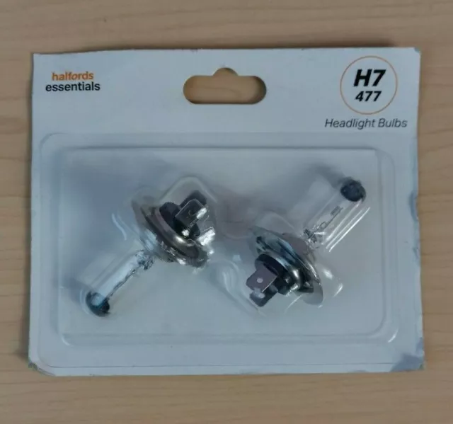 H7 477 Car Headlight Bulb Halfords Essentials Single Pack