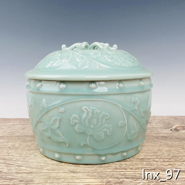 9.2" China porcelain old Song LongquanKiln mark qingglaze Floral pattern Lid jar