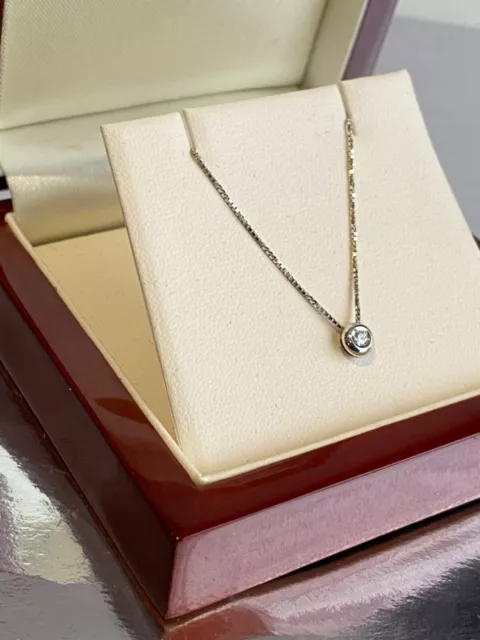 18ct Gold Necklace Solitaire Diamond Pendant 18" 1 Diamond 18 Carat 18K