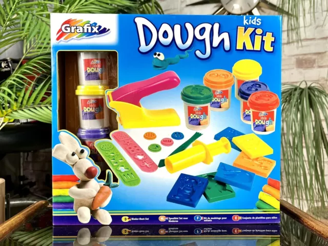 Fodlon Dough Tools Kit, Plastic Cutters for Play Dough 26 pcs Clay