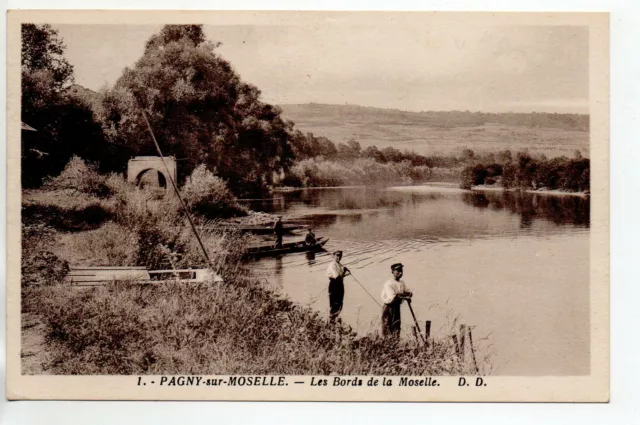 PAGNY SUR MOSELLE - Meurthe et Moselle - CPA 54 - Vue generale bords de Moselle