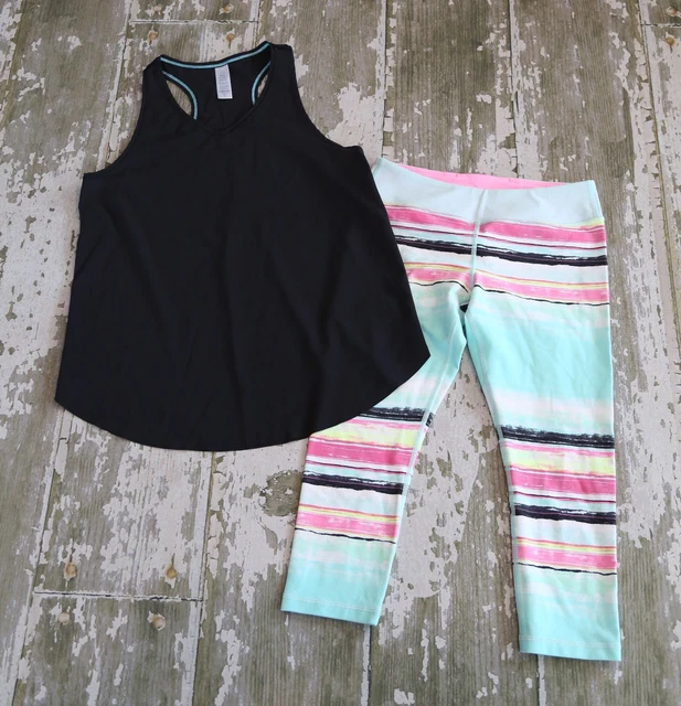 IVIVVA 2 SET MOTION Tank RHYTHMIC CROPS Paint Stripe Horizon Athletic Capris Set