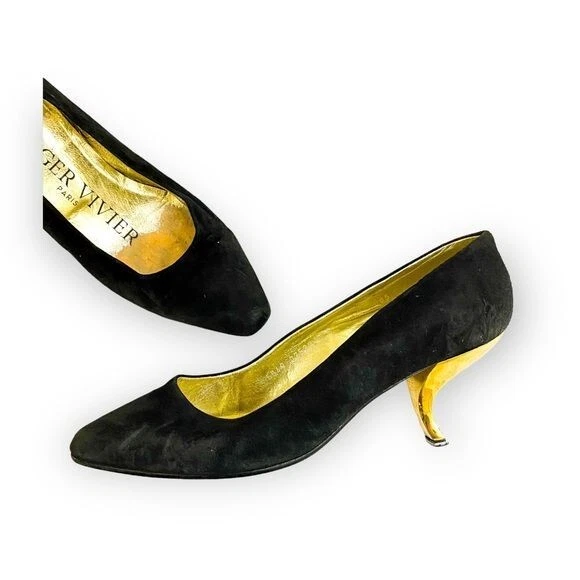 Vintage Rare Roger Vivier black suede pump with Comma gold heel from 80's