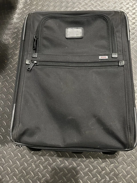 Tumi Alpha 2 Black International Expandable 2 Wheeled Carry-on - 22018DH 2