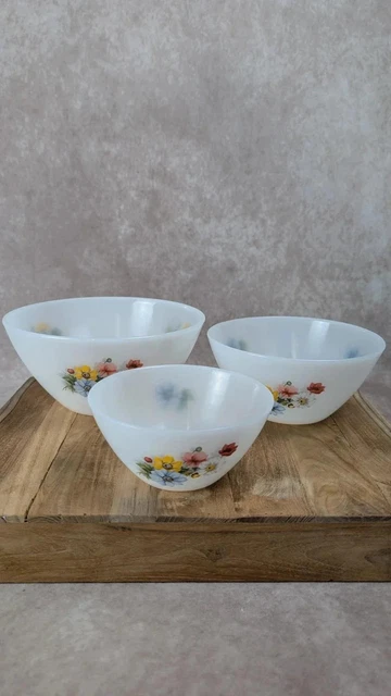 SALADIER PLAT VERONICA FLEURS BLEUES ARCOPAL 3364