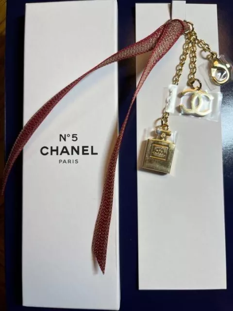 Chanel Gold Chanel Paris Keychain .  Luxury Accessories, Lot #19084