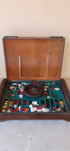 Roulette Set Gioco Antico Cassetta Di Legno  Pregiato  Vintage  Epoca Anni 40