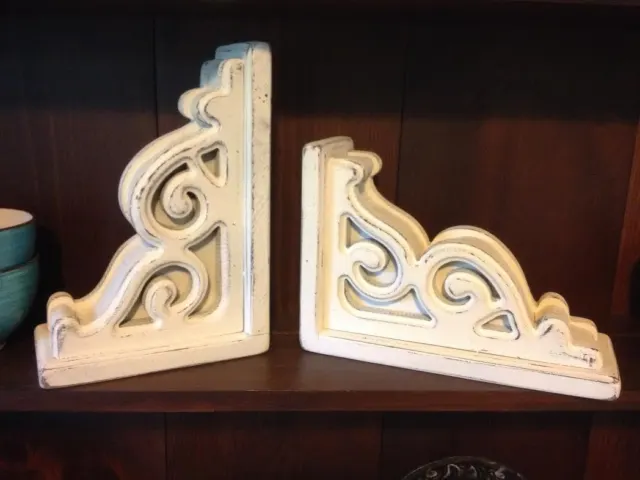RUSTIC CORBELS / BRACKETS (BOOKEND SIZE) sold INDIVIDUALLY and UNPAINTED