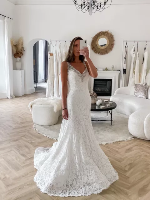 Erina pronovias online
